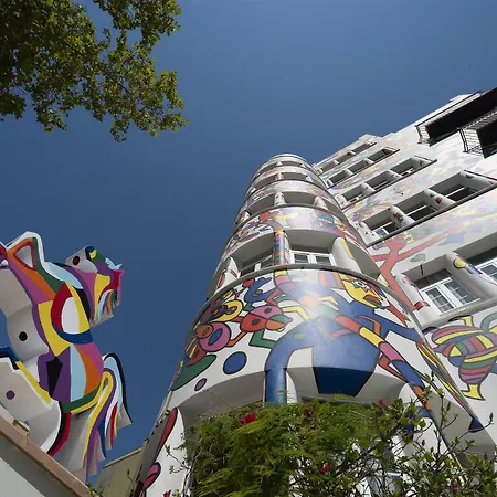 Artmadams Hotel 4*
