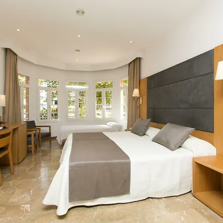 Artmadams Hotel 4*